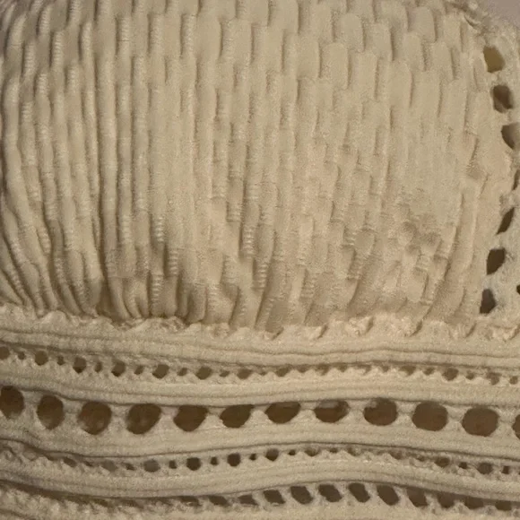 ROBIN PICCONE Perla Halter Bikini Top In Eggshell NWT - Picture 9 of 11